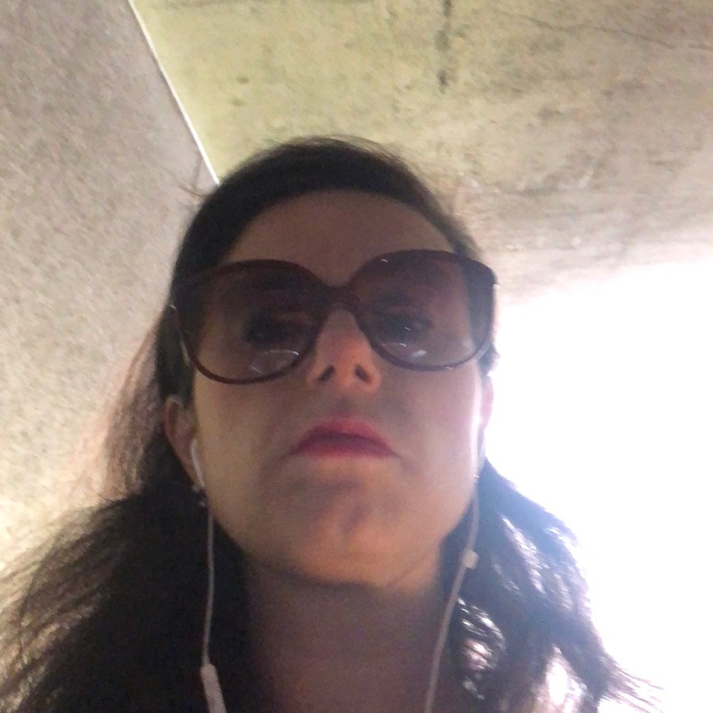 Meet your Posher, Thomasin